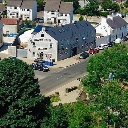 The Armada Inn Armoy Luaran gambar